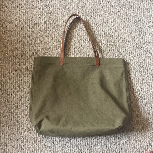 Madewell Handbags - NWT Madewell canvas tote